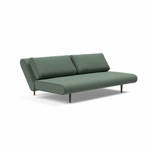 Unfurl lounger i grön färg med utfälld rygg från Innovation Living